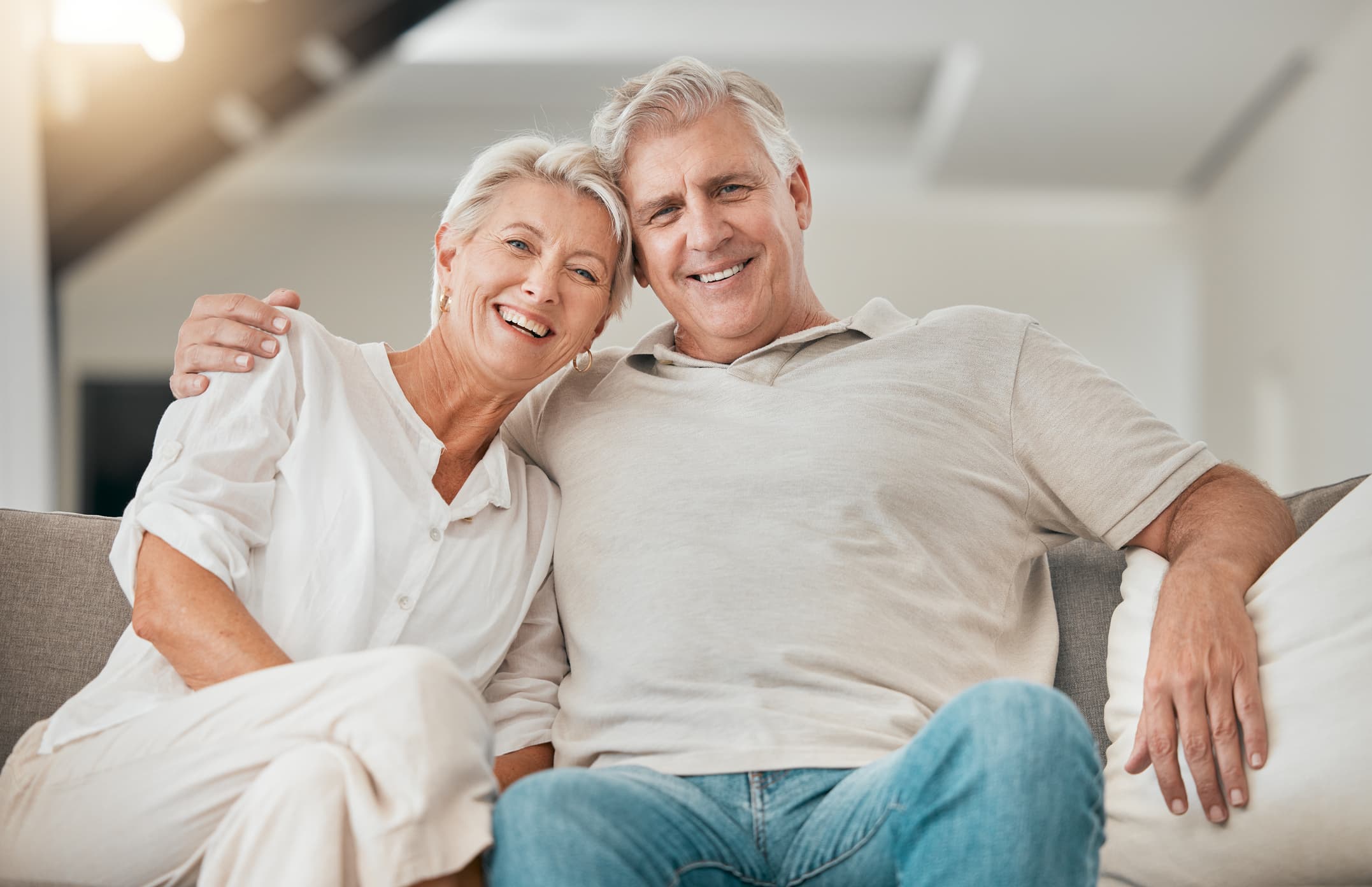 The 5 Big Benefits of Installing Stairlifts for Seniors in Homes